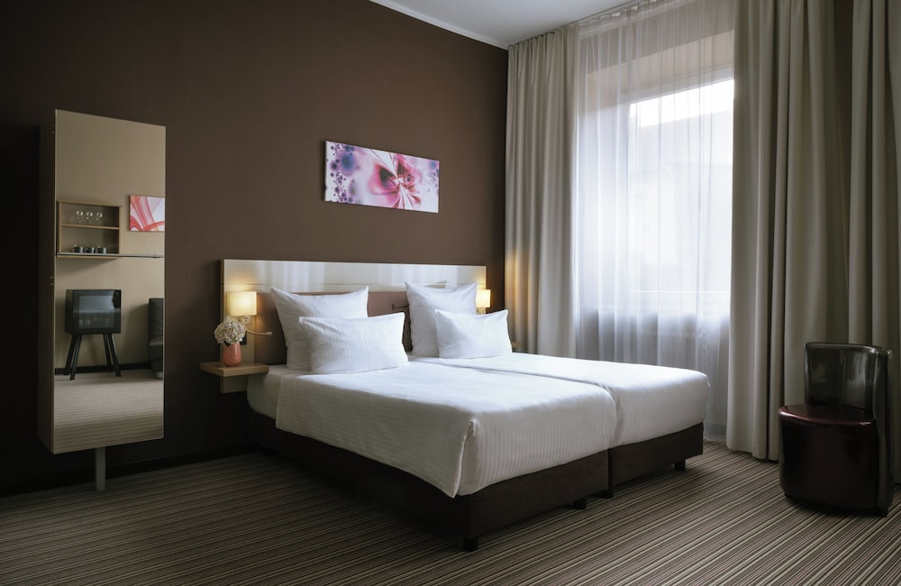 Leonardo Boutique Hotel Munich — Hotel rooms in Munich, Bavaria