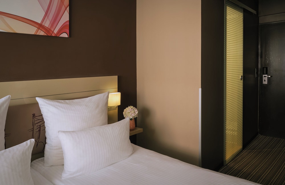 Leonardo Boutique Hotel Munich — Hotel rooms in Munich, Bavaria