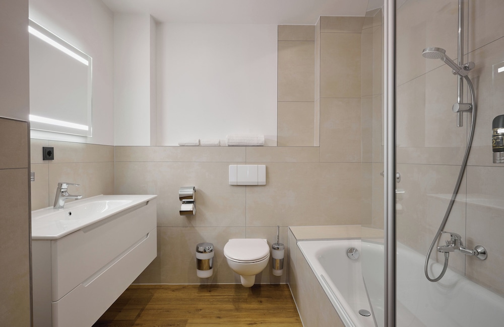 Leonardo Boutique Hotel Munich — Hotel rooms in Munich, Bavaria