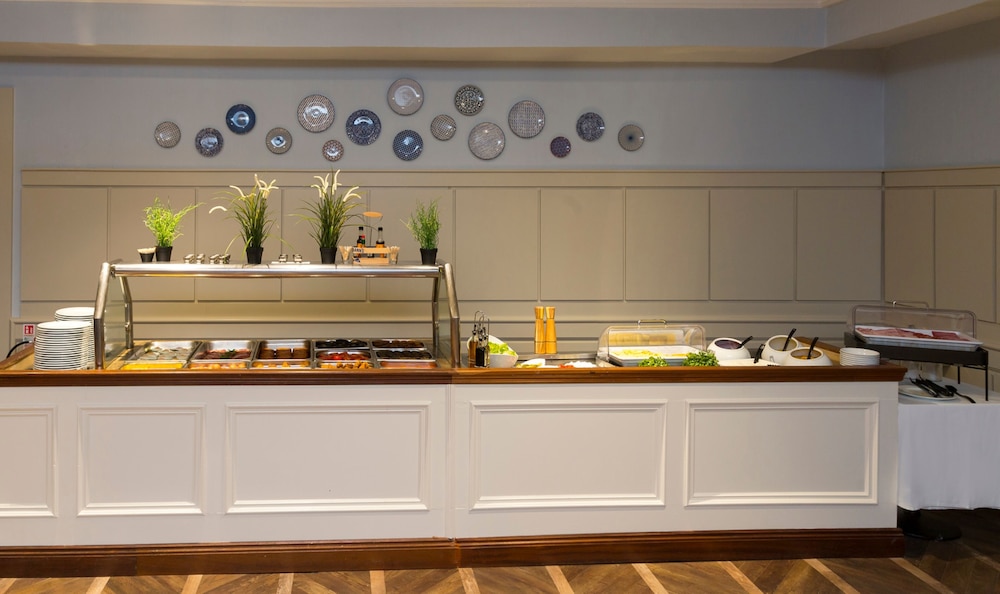 The Bonnington Dublin & Leisure Centre — Restaurant & bars in Dublin, Dublin City