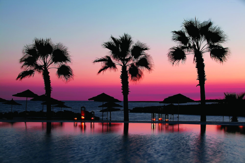 Adams Beach Hotel & Spa — Swimming pool in Ayia Napa, Famagusta Region