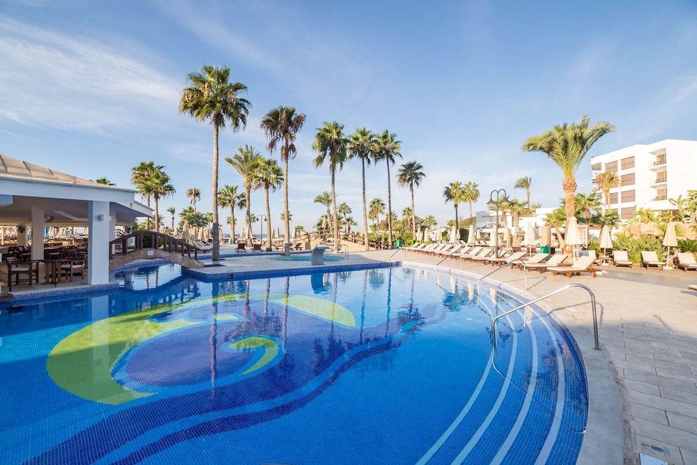 Adams Beach Hotel & Spa — Swimming pool in Ayia Napa, Famagusta Region