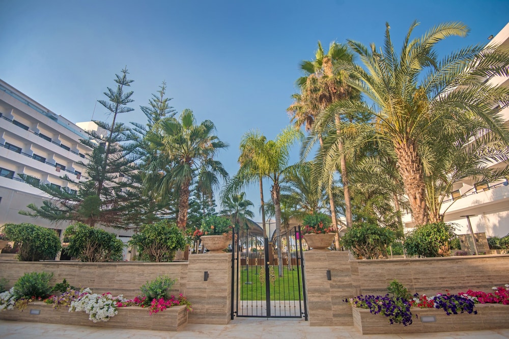 Adams Beach Hotel & Spa — Hotel building in Ayia Napa, Famagusta Region