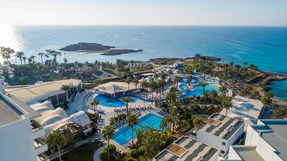 Adams Beach Hotel & Spa
