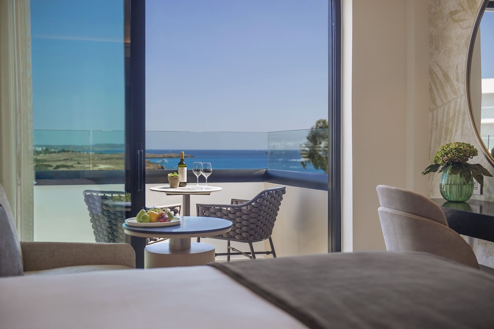Adams Beach Hotel & Spa — Hotel rooms in Ayia Napa, Famagusta Region