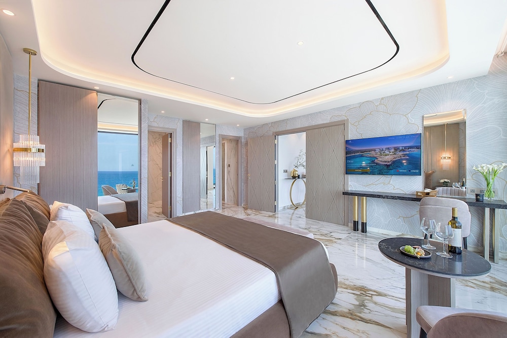 Adams Beach Hotel & Spa — Hotel rooms in Ayia Napa, Famagusta Region
