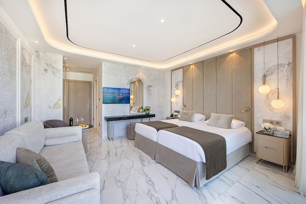 Adams Beach Hotel & Spa — Hotel rooms in Ayia Napa, Famagusta Region