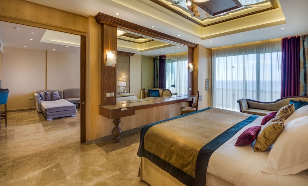 Adams Beach Hotel & Spa — Hotel rooms in Ayia Napa, Famagusta Region