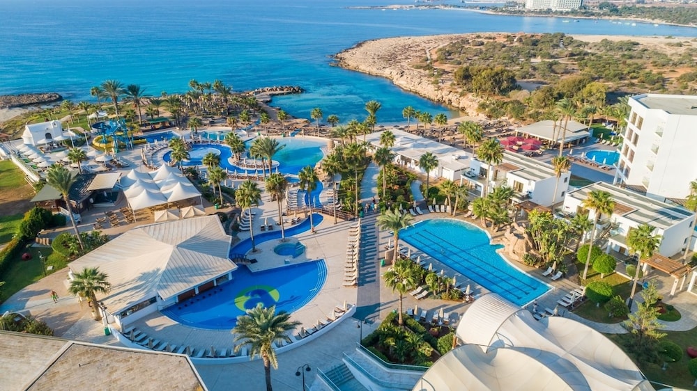 Adams Beach Hotel & Spa — Swimming pool in Ayia Napa, Famagusta Region