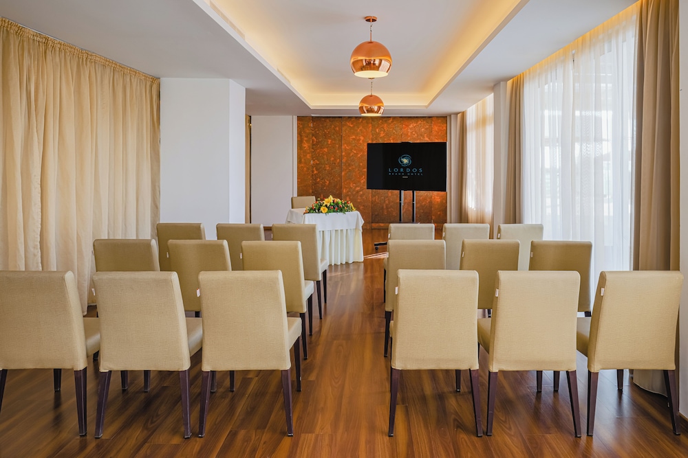 Lordos Beach Hotel & Spa — Hotel building in Oroklini, Larnaca Region