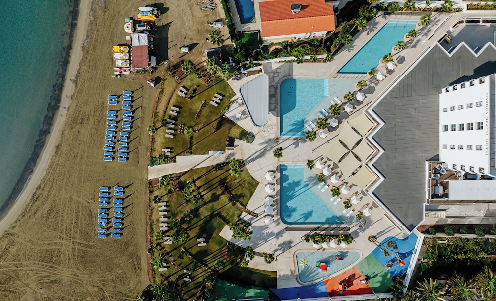 Lordos Beach Hotel & Spa - zdjęcie 3