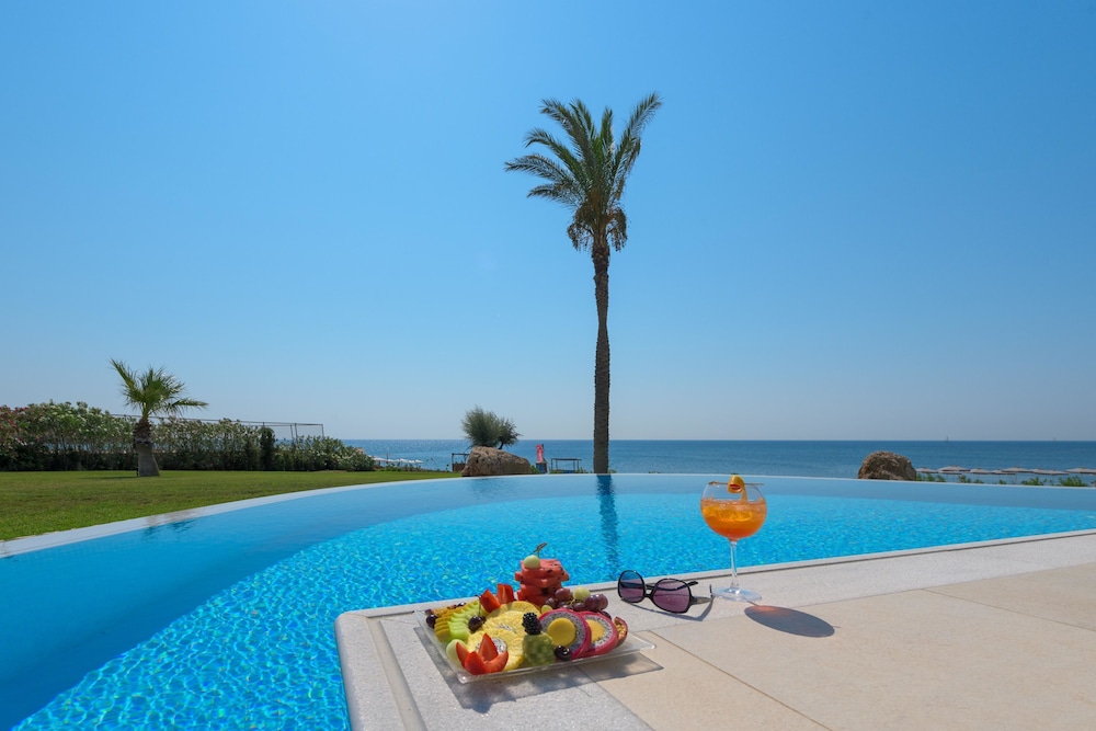 Rodos Palladium Leisure & Wellness — Swimming pool in Kallithea (Rhodes), South Aegean