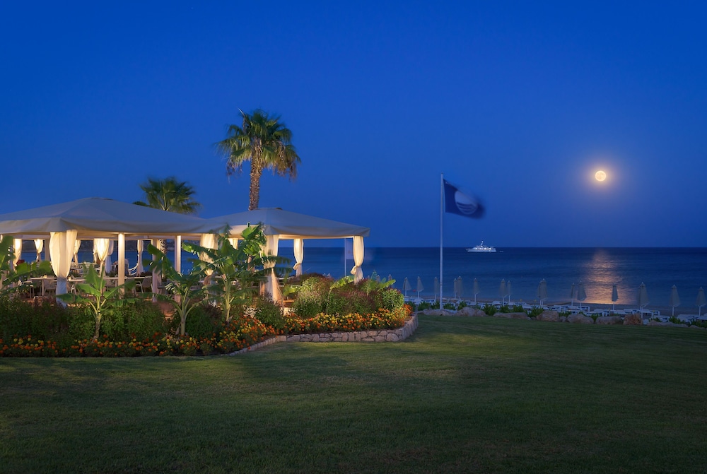 Rodos Palladium Leisure & Wellness — Restaurant & bars in Kallithea (Rhodes), South Aegean