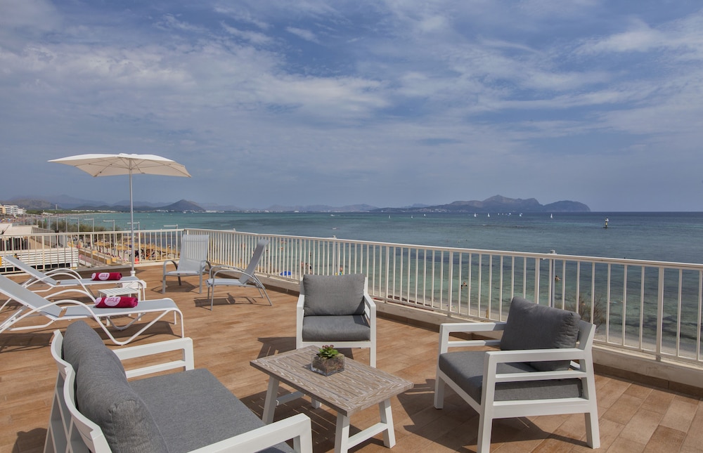 Hotel JS Miramar — Beach in Can Picafort, Balearic Islands