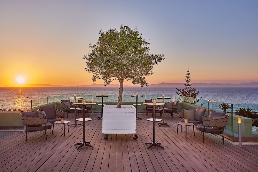 Sheraton Rhodes Resort — Restaurant & bars in Rhodes Town, South Aegean