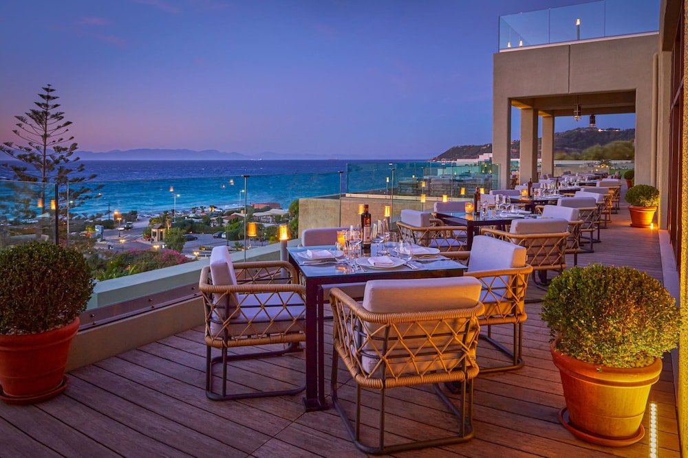 Sheraton Rhodes Resort — Restaurant & bars in Rhodes Town, South Aegean