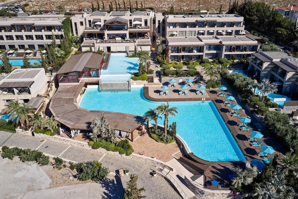 Aquagrand Artistic Luxury Beach Resort - Adults Only — Swimming pool in Lindos, South Aegean