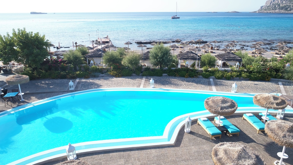 Aquagrand Artistic Luxury Beach Resort - Adults Only — Swimming pool in Lindos, South Aegean