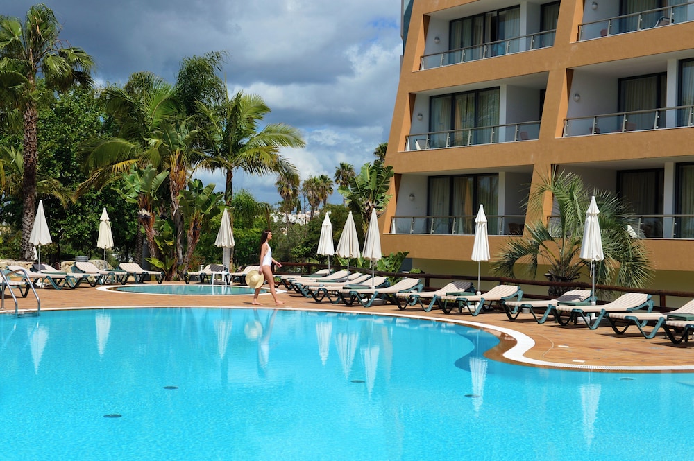 Pestana Alvor Park — Swimming pool in Alvor, Faro