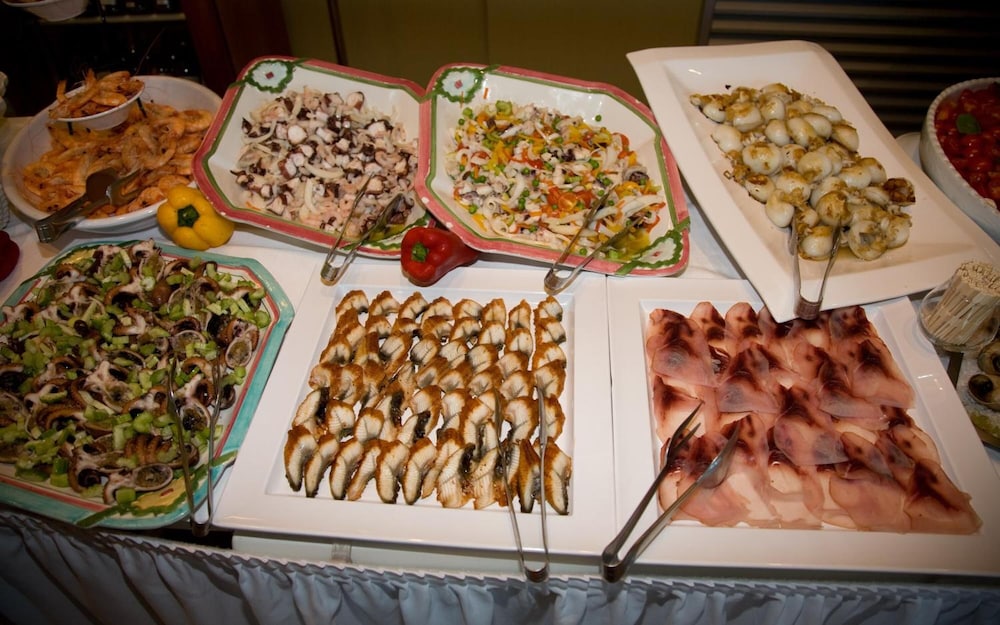 Hotel Sirenetta — Restaurant & bars in Jesolo, Veneto