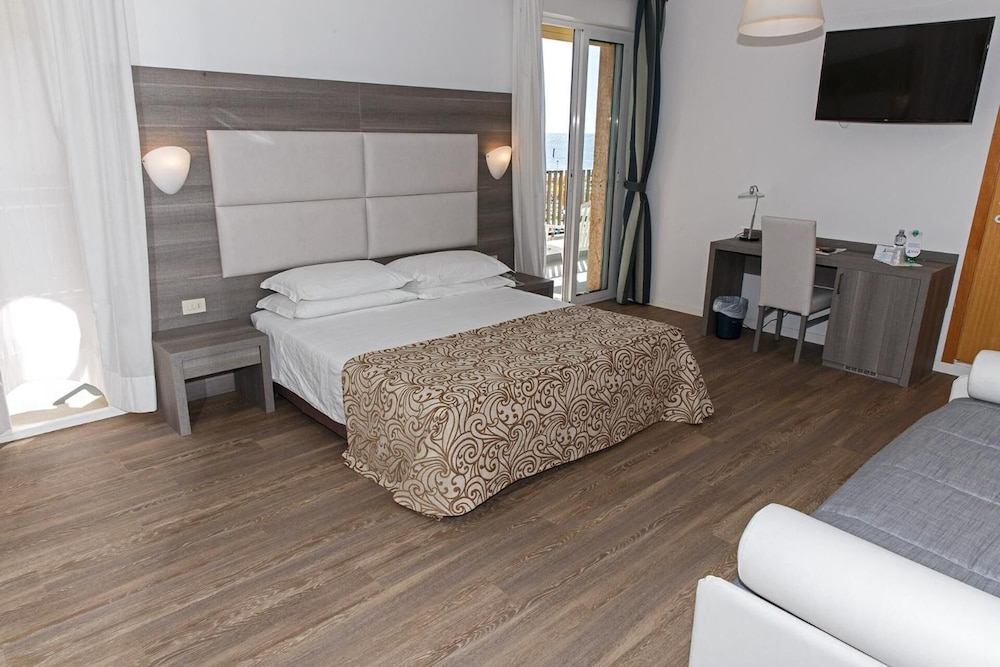 Hotel Sirenetta — Hotel rooms in Jesolo, Veneto