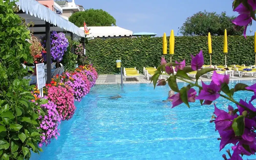 Hotel Sirenetta — Swimming pool in Jesolo, Veneto