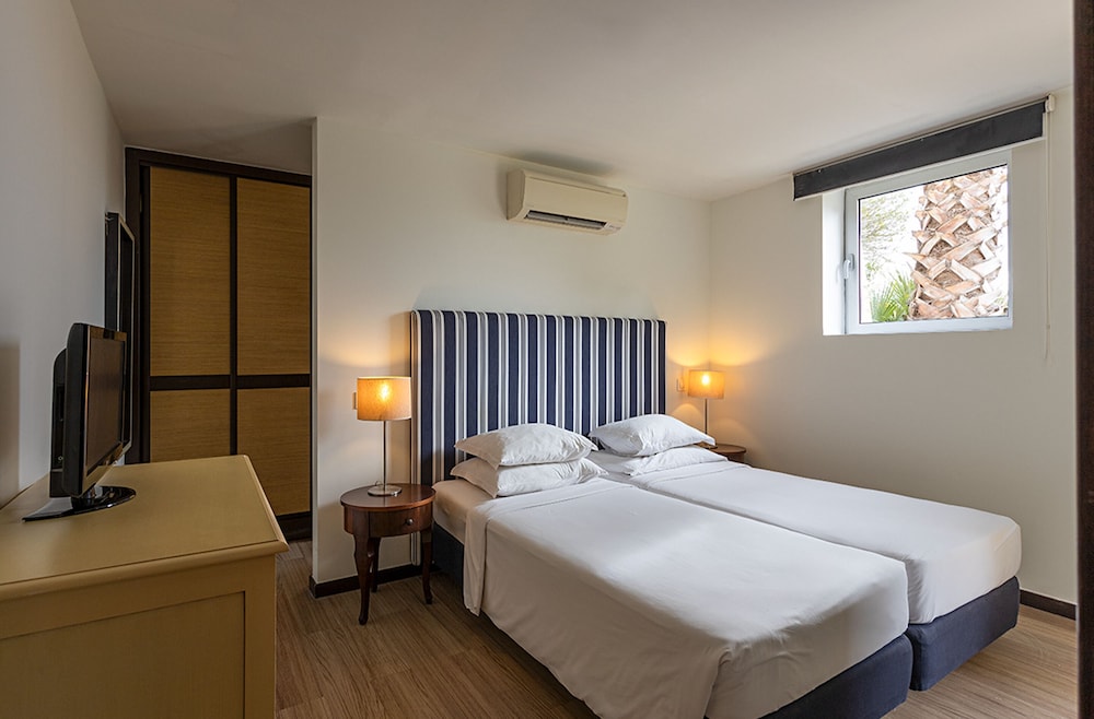 Pestana Alvor Praia Beach & Golf Hotel — Hotel rooms in Alvor, Faro