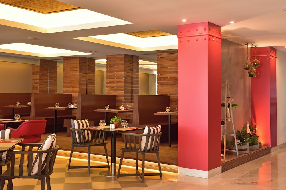 Pestana Alvor Praia Beach & Golf Hotel — Restaurant & bars in Alvor, Faro