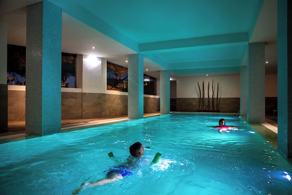 Pestana Dom João II Hotel Beach & Golf Resort — Swimming pool in Alvor, Faro