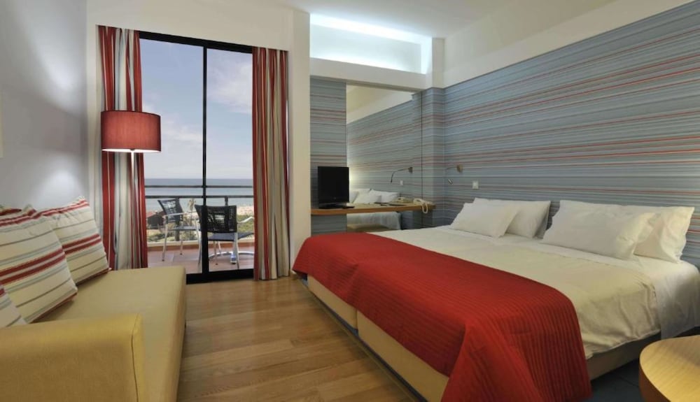 Pestana Dom João II Hotel Beach & Golf Resort — Hotel rooms in Alvor, Faro