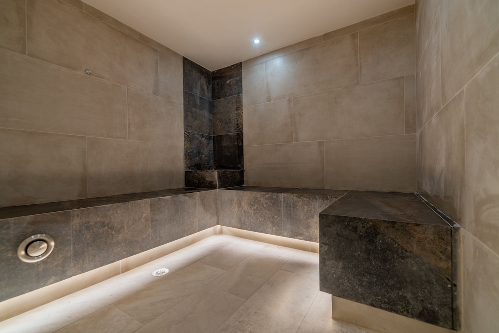 L'Azure Hotel — Spa in Lloret de Mar, Catalonia
