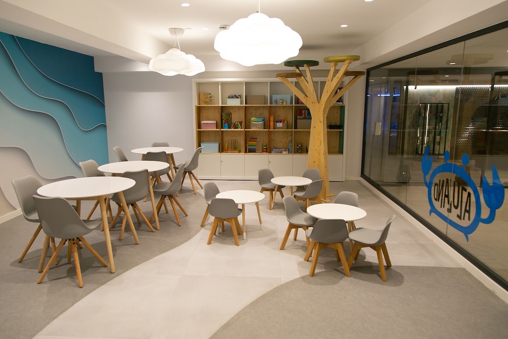L'Azure Hotel — Attractions for children in Lloret de Mar, Catalonia