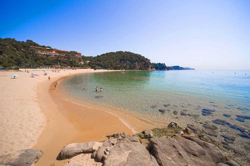 L'Azure Hotel — Beach in Lloret de Mar, Catalonia