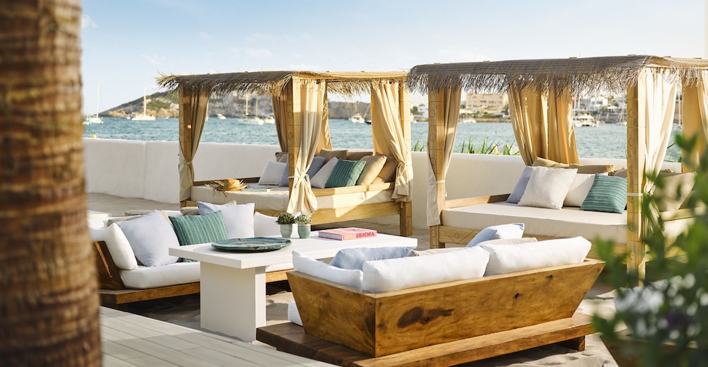 Nobu Hotel Ibiza Bay — Restaurant & bars in Ibiza Town, Balearic Islands