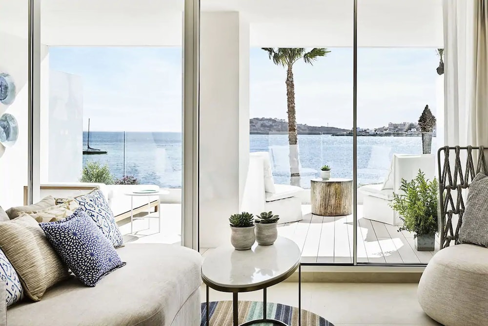 Nobu Hotel Ibiza Bay — Hotel rooms in Ibiza Town, Balearic Islands