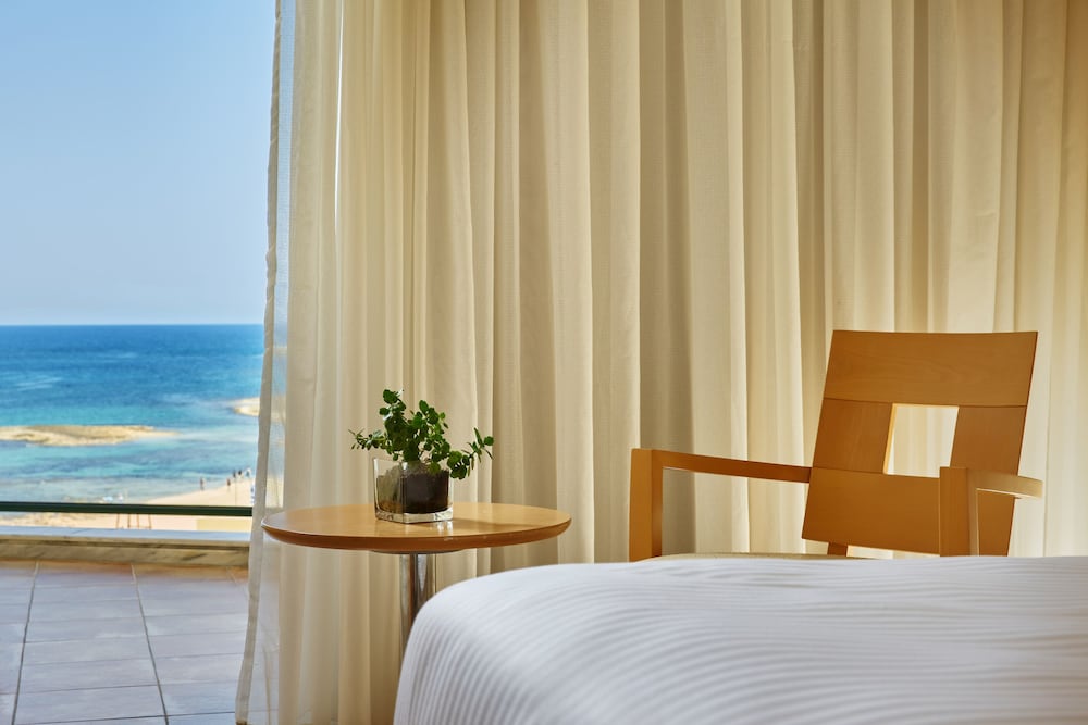 Sirens Beach and Village - All Inclusive — Hotel rooms in Malia