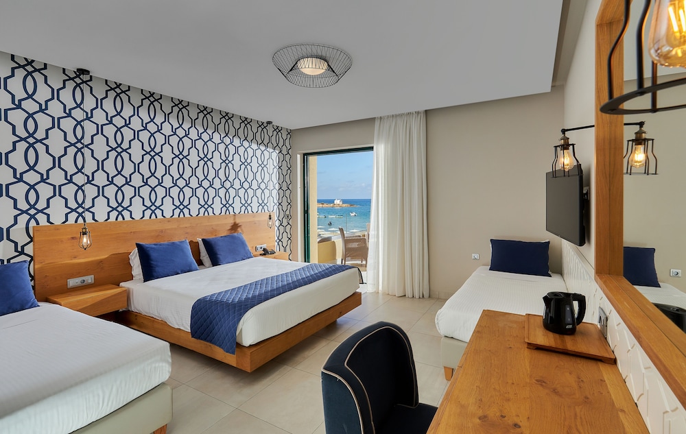 Sirens Beach and Village - All Inclusive — Hotel rooms in Malia