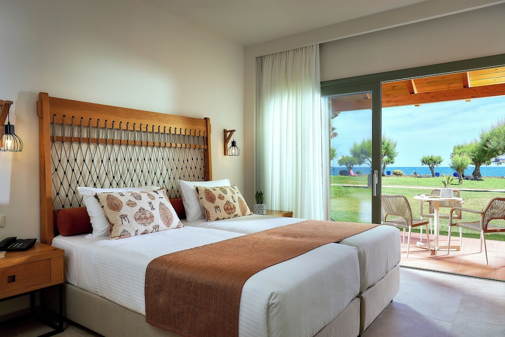 Sirens Beach and Village - All Inclusive — Hotel rooms in Malia