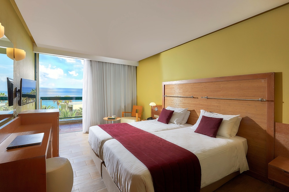 Sirens Beach and Village - All Inclusive — Hotel rooms in Malia