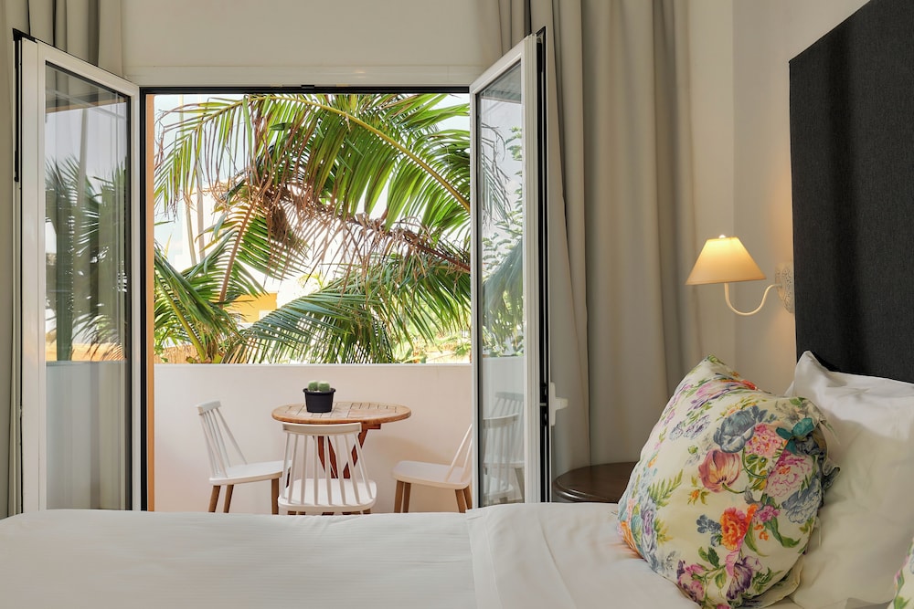 Sirens Beach and Village - All Inclusive — Hotel rooms in Malia