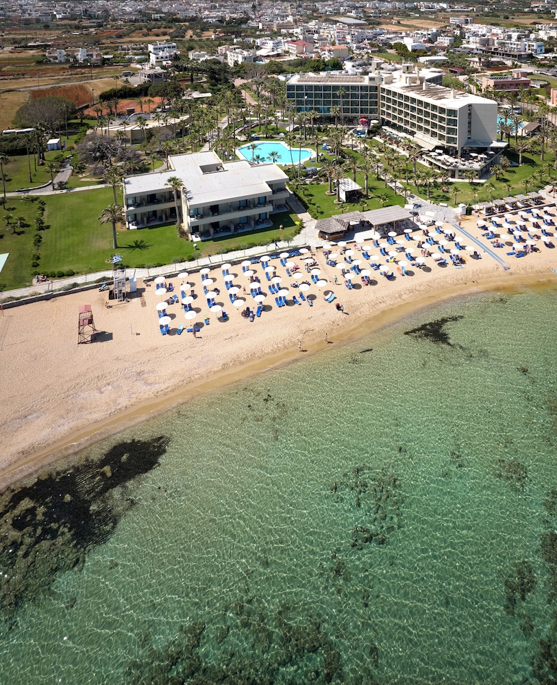 Sirens Beach and Village - All Inclusive — Beach in Malia