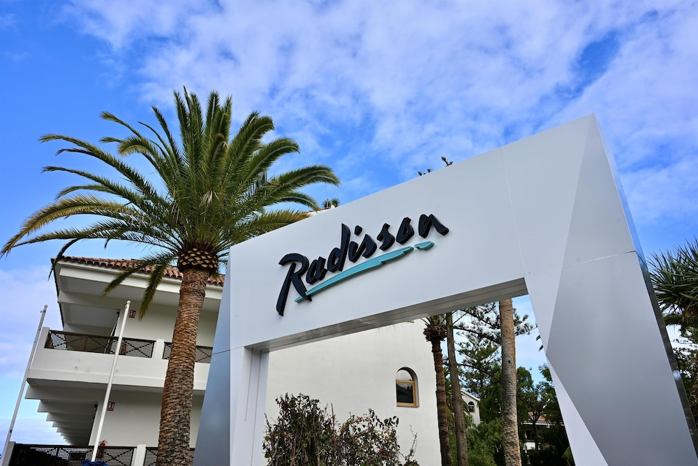 Radisson Resort & Residences Tenerife - Adults Only — Hotel building in Puerto de la Cruz, Canary Islands