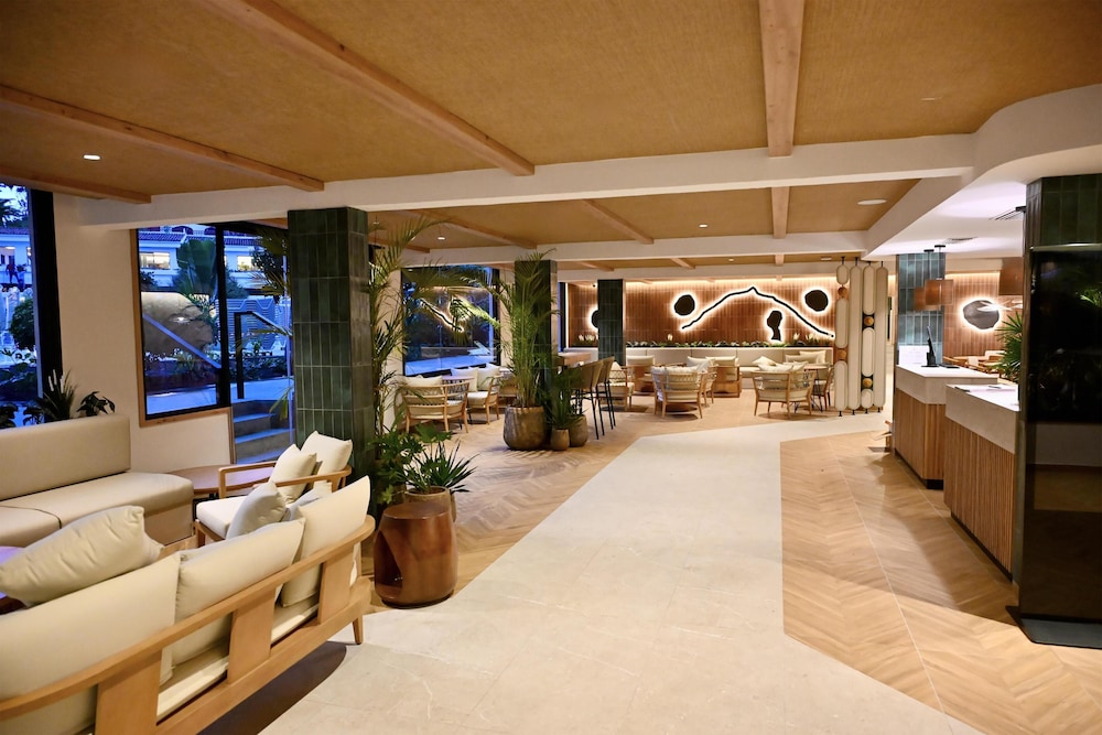Radisson Resort & Residences Tenerife - Adults Only — Restaurant & bars in Puerto de la Cruz, Canary Islands