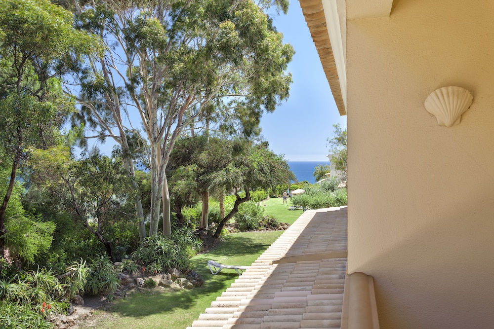 Pestana Palm Gardens — Hotel building in Carvoeiro, Faro