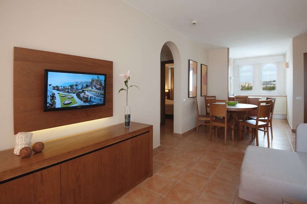 Sotavento Beach Club — Hotel rooms in Costa Calma, Canary Islands