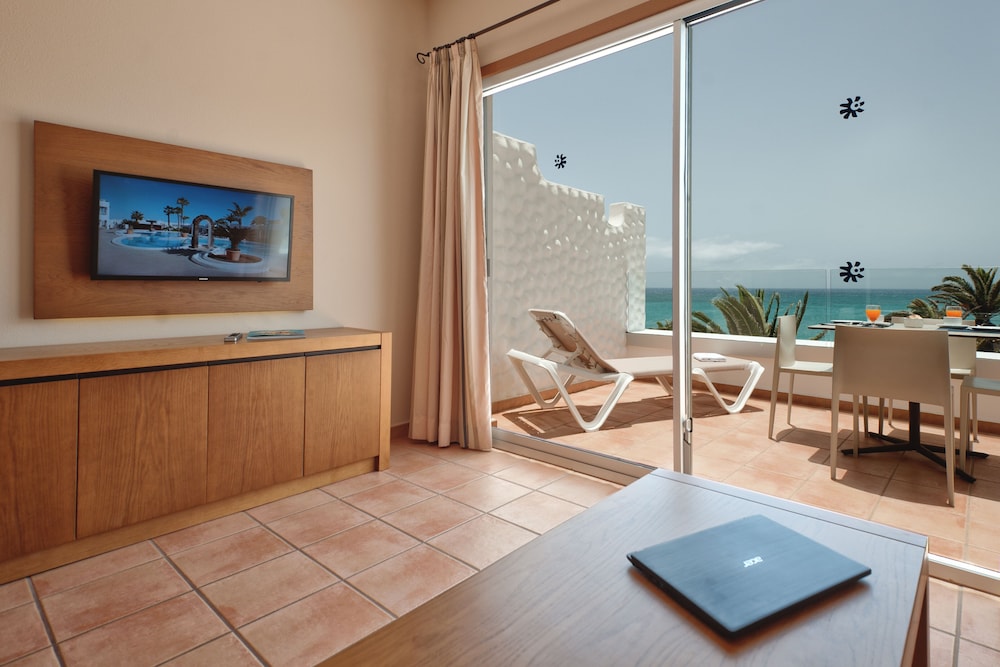 Sotavento Beach Club — Hotel rooms in Costa Calma, Canary Islands