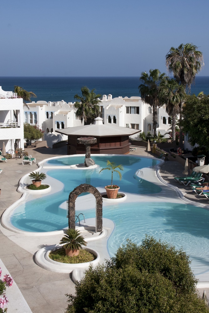 Sotavento Beach Club — Swimming pool in Costa Calma, Canary Islands