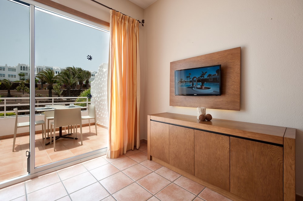 Sotavento Beach Club — Hotel rooms in Costa Calma, Canary Islands