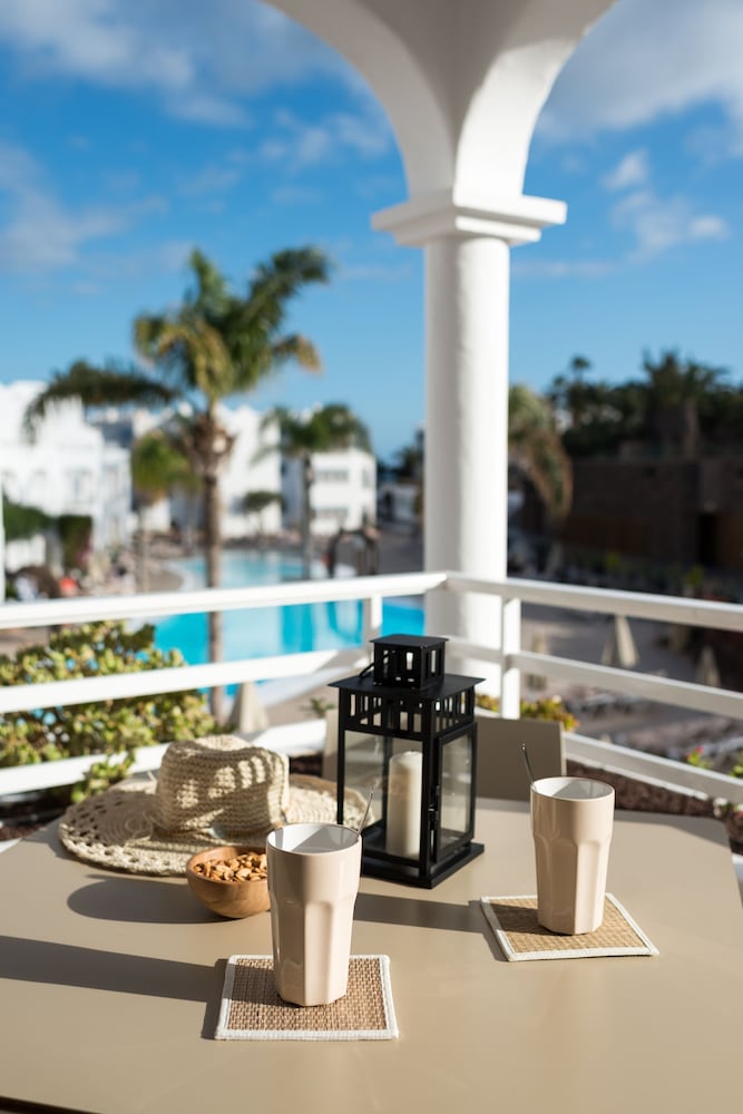 Sotavento Beach Club — Swimming pool in Costa Calma, Canary Islands