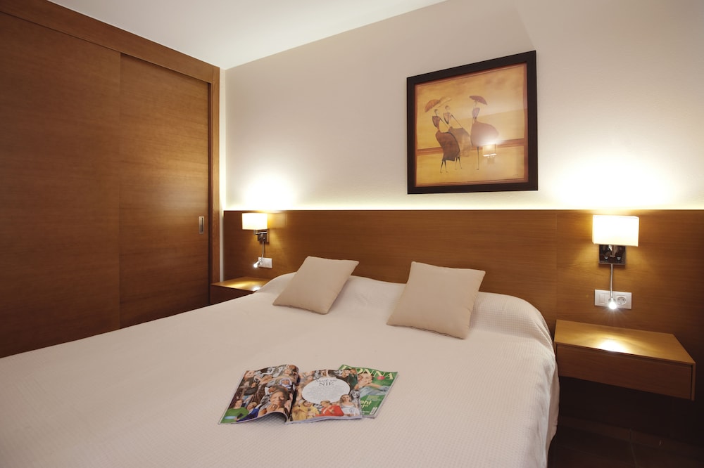 Sotavento Beach Club — Hotel rooms in Costa Calma, Canary Islands